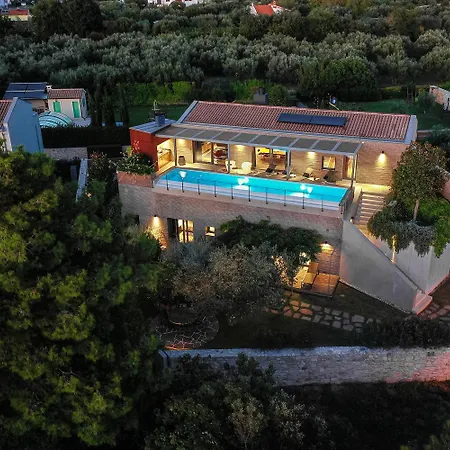 Casa Arbor Blanco With A View And Heated Infinity Pool *