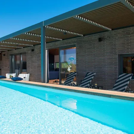 Villa Casa Arbor Blanco With A View And Heated Infinity Pool *