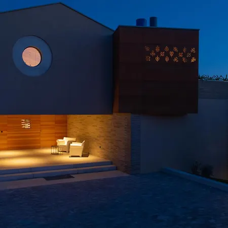 Casa Arbor Blanco With A View And Heated Infinity Pool