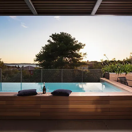 Casa Arbor Blanco With A View And Heated Infinity Pool *